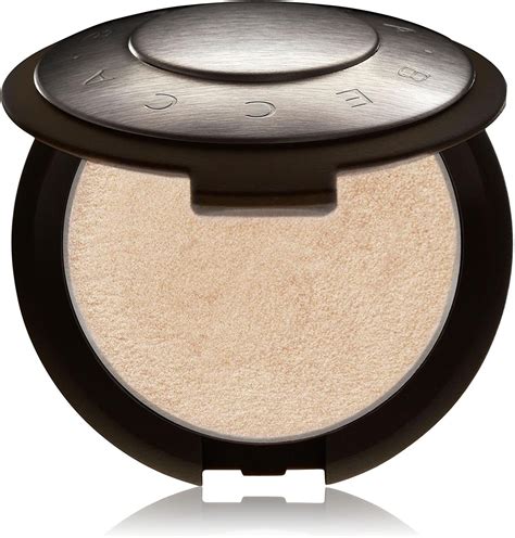 becca shimmering skin moonstone.